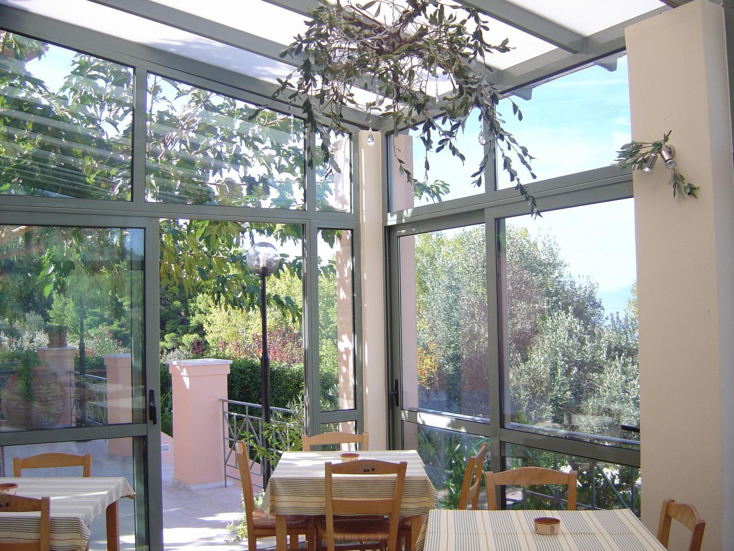 Eleonas Hotel Rovies Exterior foto